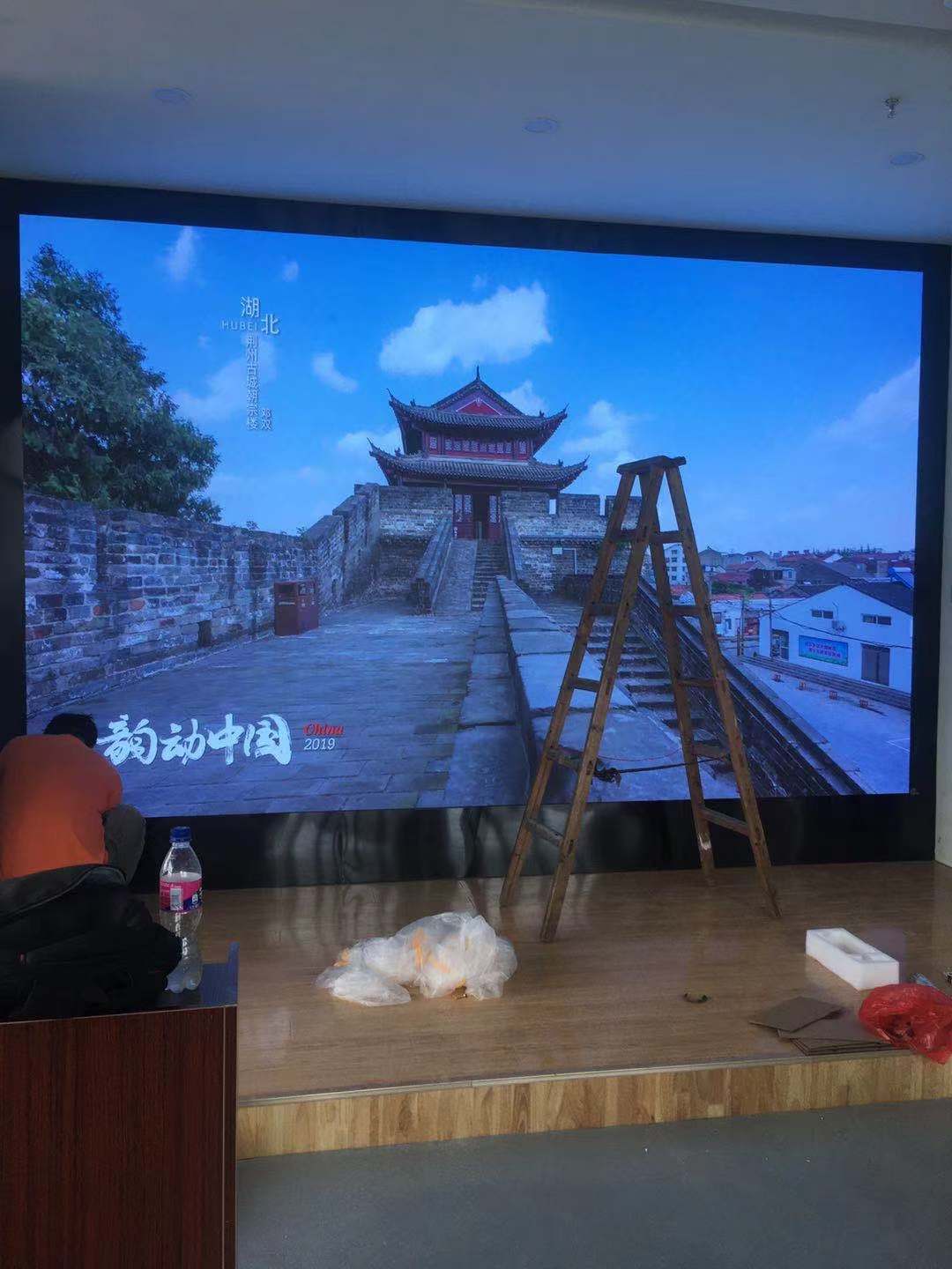 庐江新二中 室内Q2E.jpg 庐江新二中 室内Q2E.jpg