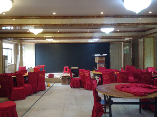 合肥长丰薇薇新娘影楼室内p5全彩显示屏 合肥长丰薇薇新娘影楼室内p5全彩显示屏